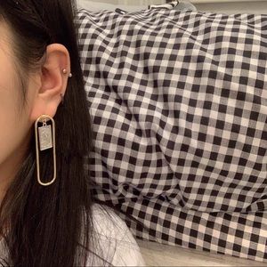 ✨3 for $27 | Mismatch safety pin earring